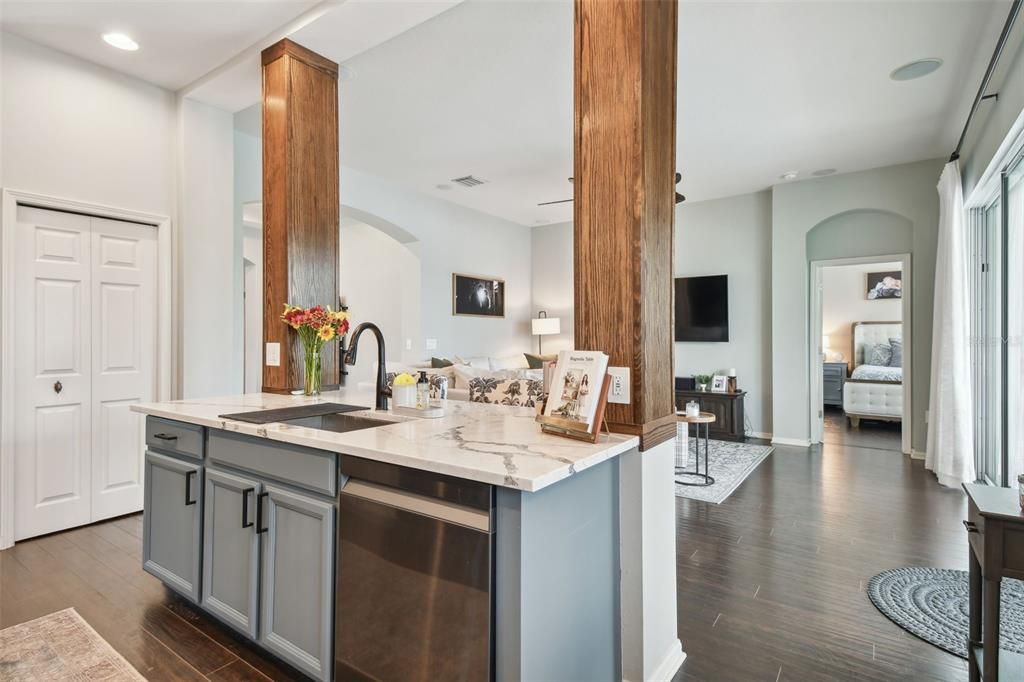 Active With Contract: $485,000 (3 beds, 2 baths, 2023 Square Feet)