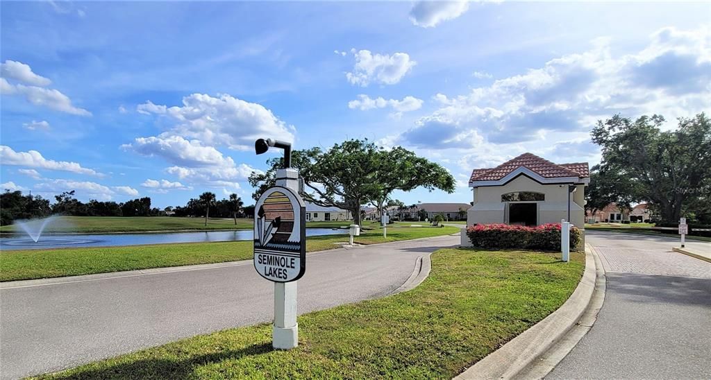 Seminole Lakes gatehouse