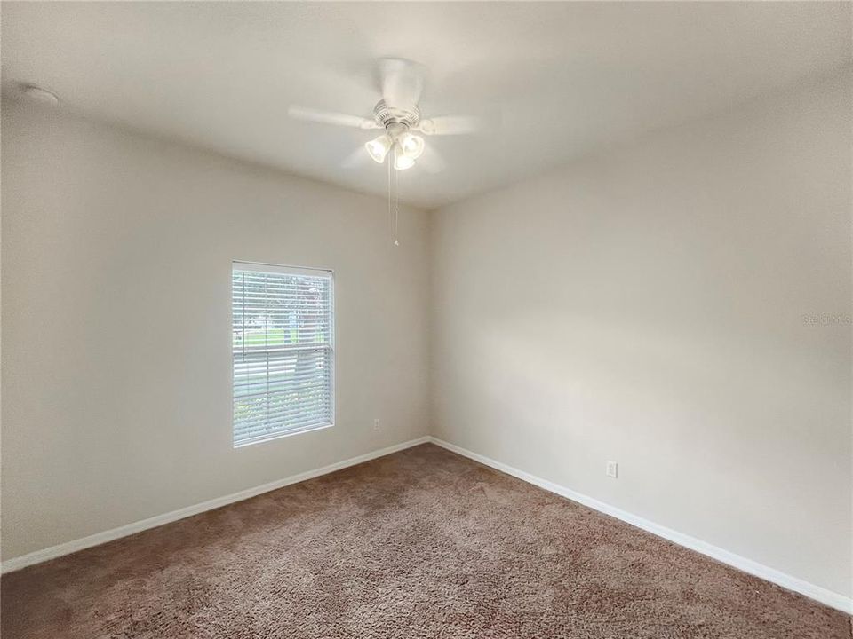 For Rent: $2,350 (4 beds, 2 baths, 1859 Square Feet)