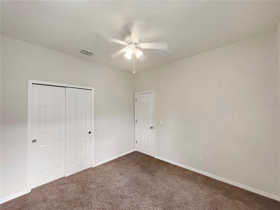 For Rent: $2,350 (4 beds, 2 baths, 1859 Square Feet)