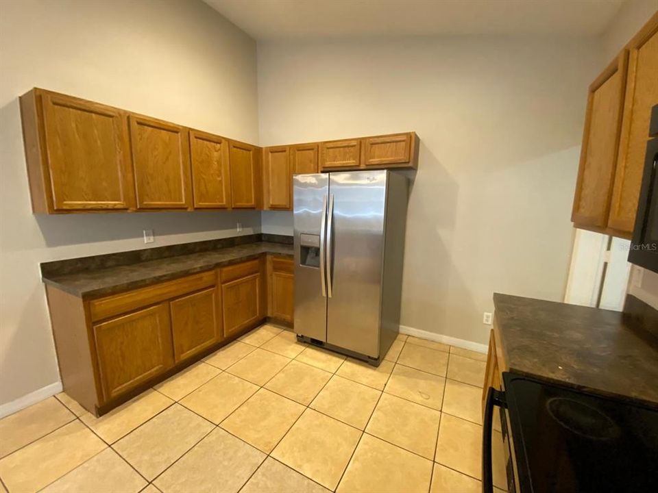 For Rent: $1,595 (3 beds, 2 baths, 1283 Square Feet)