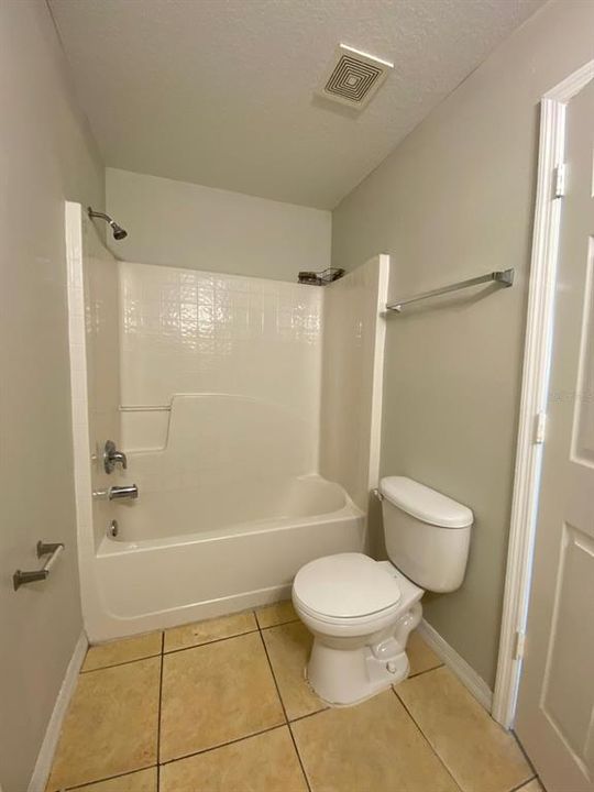 For Rent: $1,595 (3 beds, 2 baths, 1283 Square Feet)