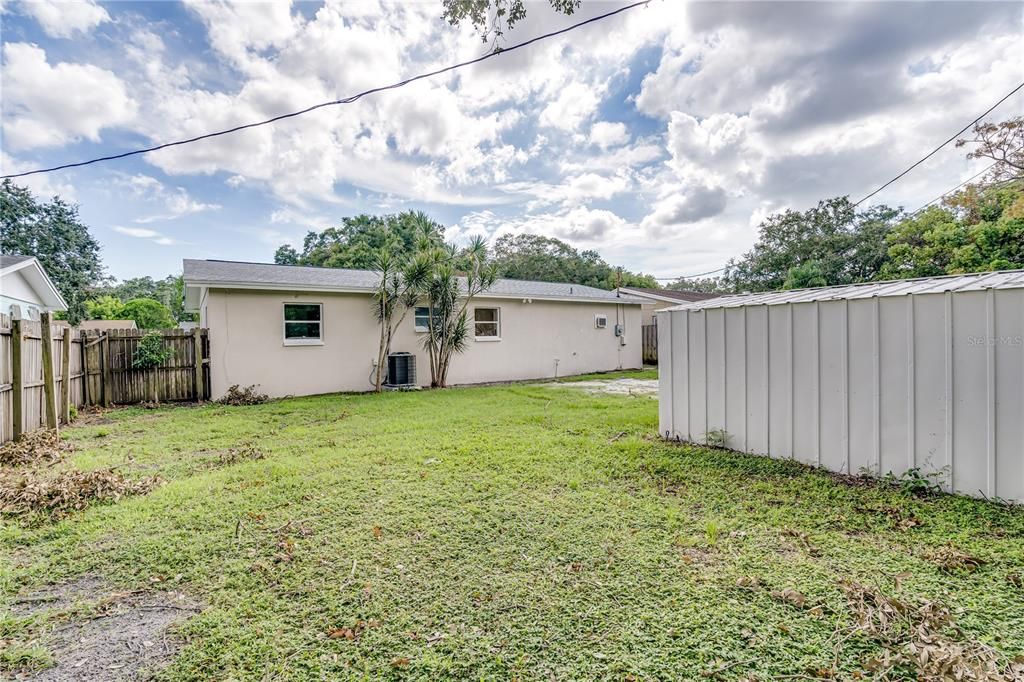 Active With Contract: $339,000 (3 beds, 1 baths, 954 Square Feet)