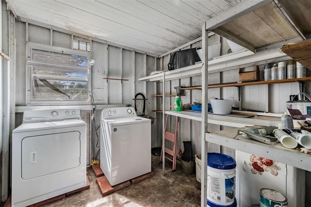 For Sale: $91,000 (1 beds, 1 baths, 824 Square Feet)