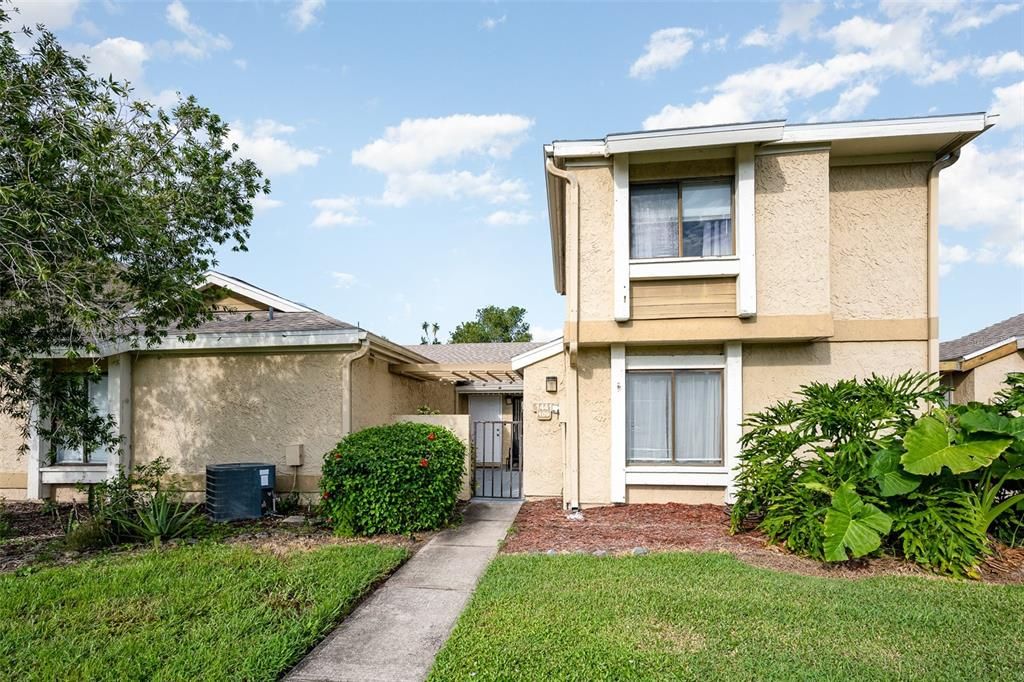 For Sale: $212,000 (3 beds, 2 baths, 1156 Square Feet)