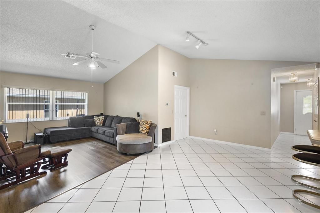 For Sale: $398,900 (3 beds, 2 baths, 2050 Square Feet)