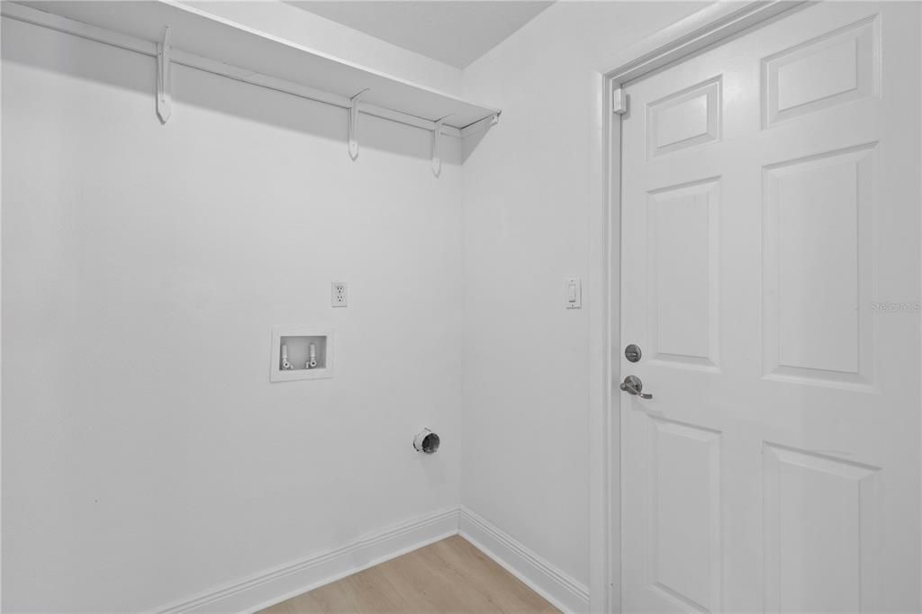 For Sale: $489,000 (4 beds, 2 baths, 2019 Square Feet)