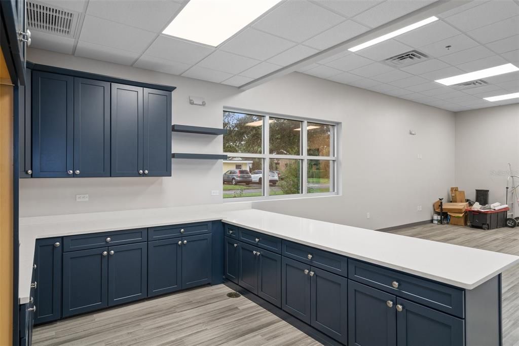 Wellness center Kitchen Desk full view