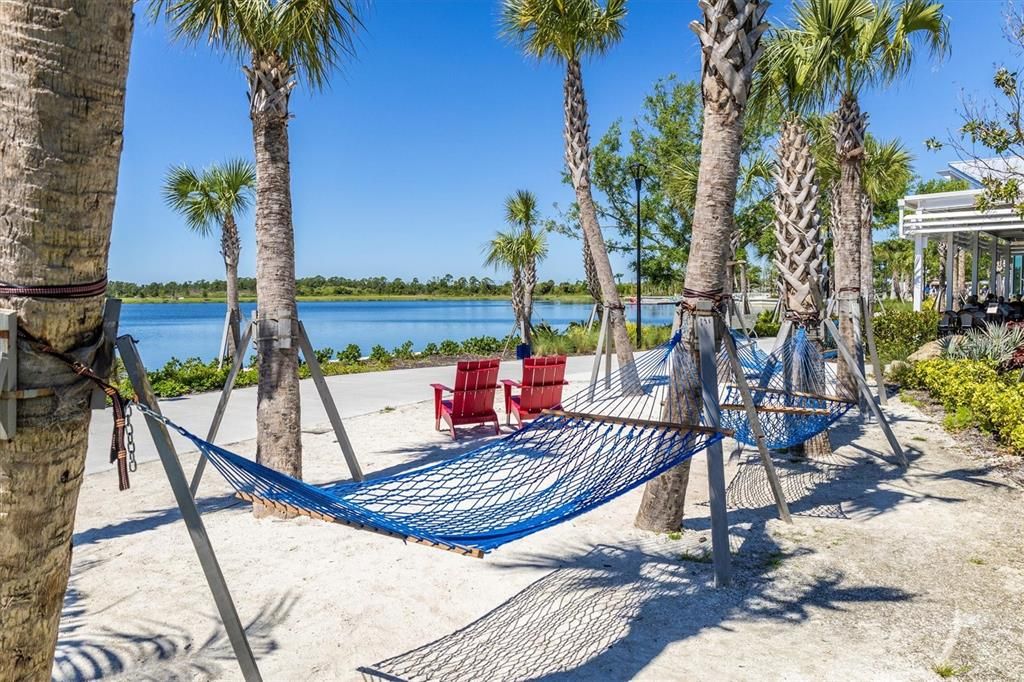 For Rent: $5,000 (2 beds, 2 baths, 1154 Square Feet)