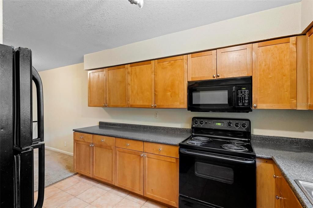 For Sale: $144,000 (3 beds, 2 baths, 1181 Square Feet)