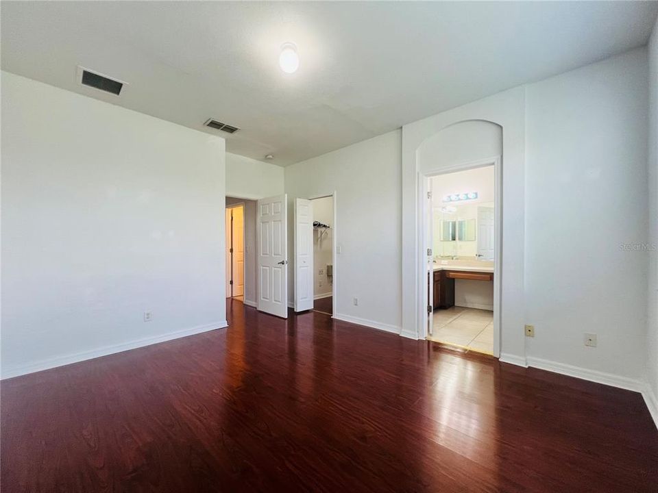 For Rent: $1,900 (2 beds, 2 baths, 1278 Square Feet)