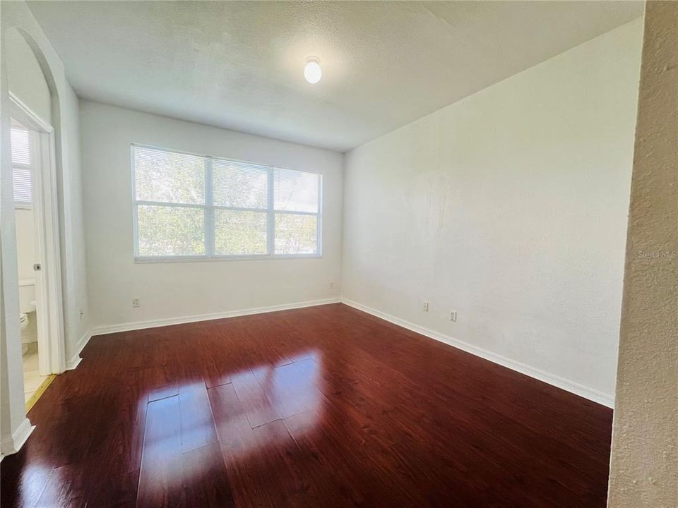 For Rent: $1,900 (2 beds, 2 baths, 1278 Square Feet)