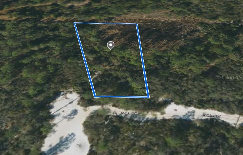 En Venta: $13,900 (0.54 acres)