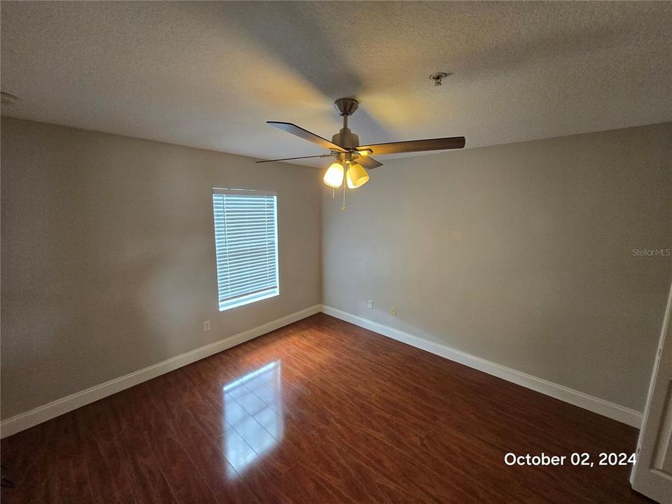 For Rent: $2,320 (3 beds, 2 baths, 1570 Square Feet)