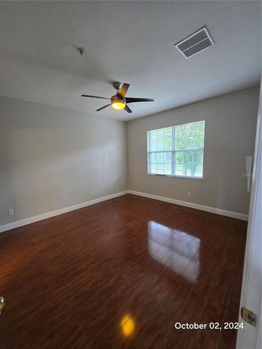 For Rent: $2,320 (3 beds, 2 baths, 1570 Square Feet)