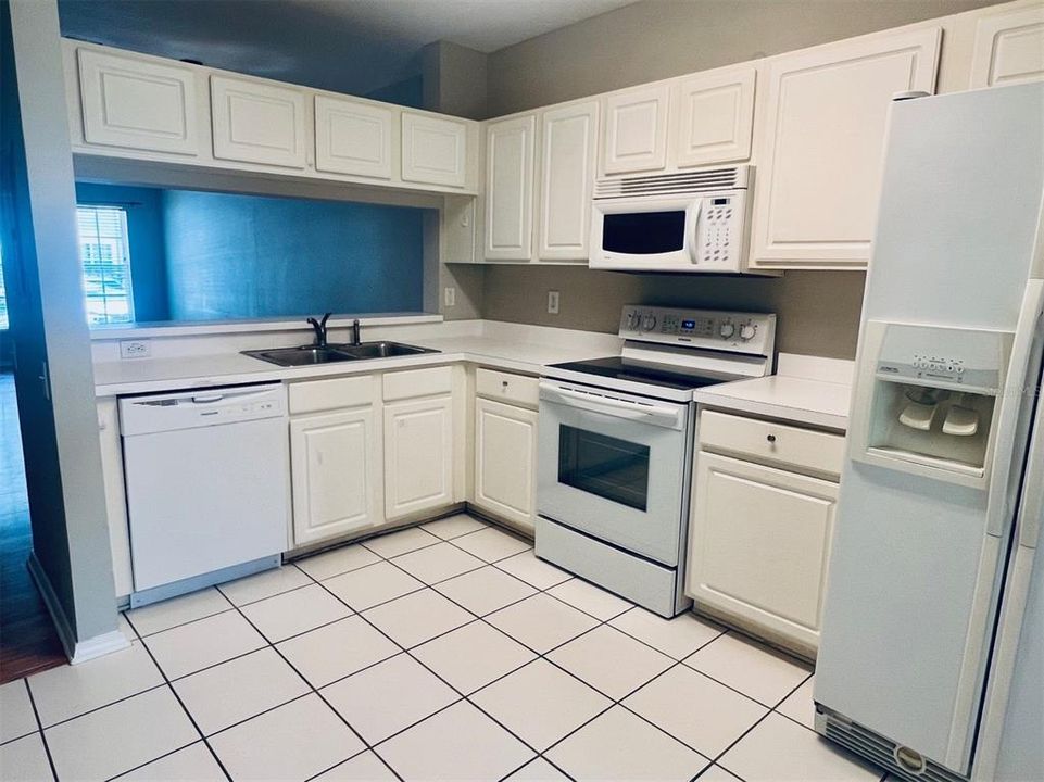 For Rent: $1,665 (2 beds, 1 baths, 1110 Square Feet)