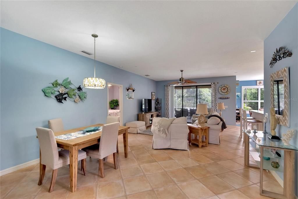 For Sale: $429,990 (2 beds, 2 baths, 1933 Square Feet)