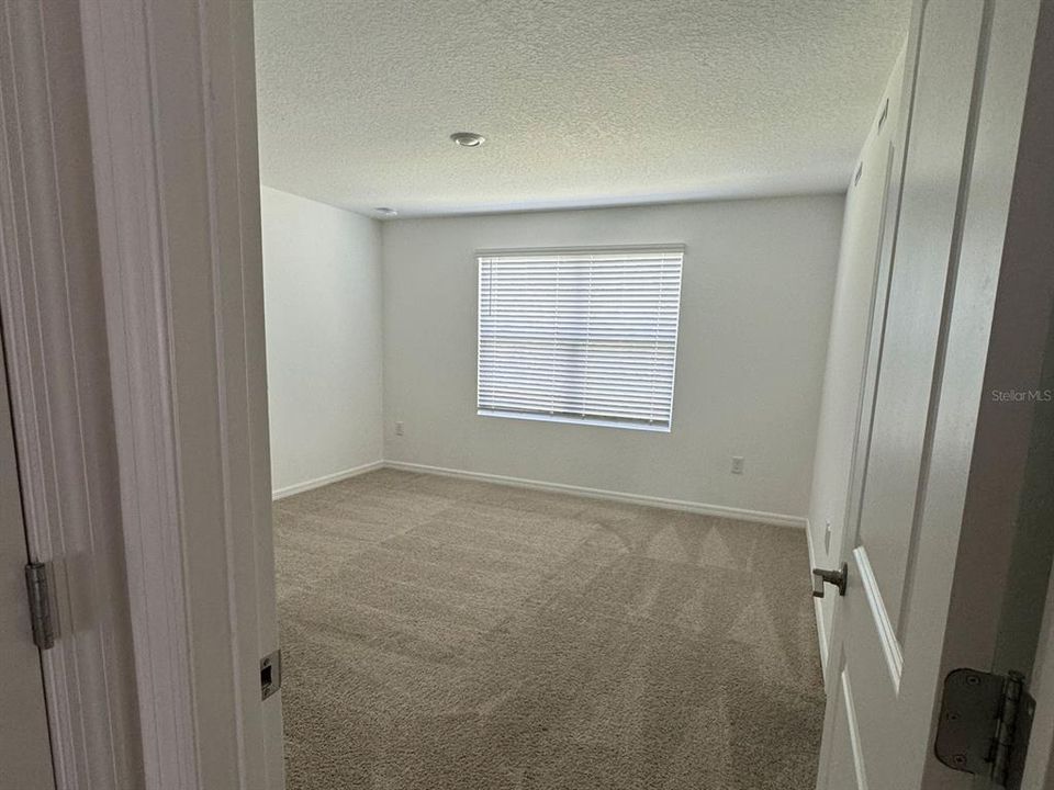 For Rent: $2,300 (3 beds, 2 baths, 1.4 Square Feet)