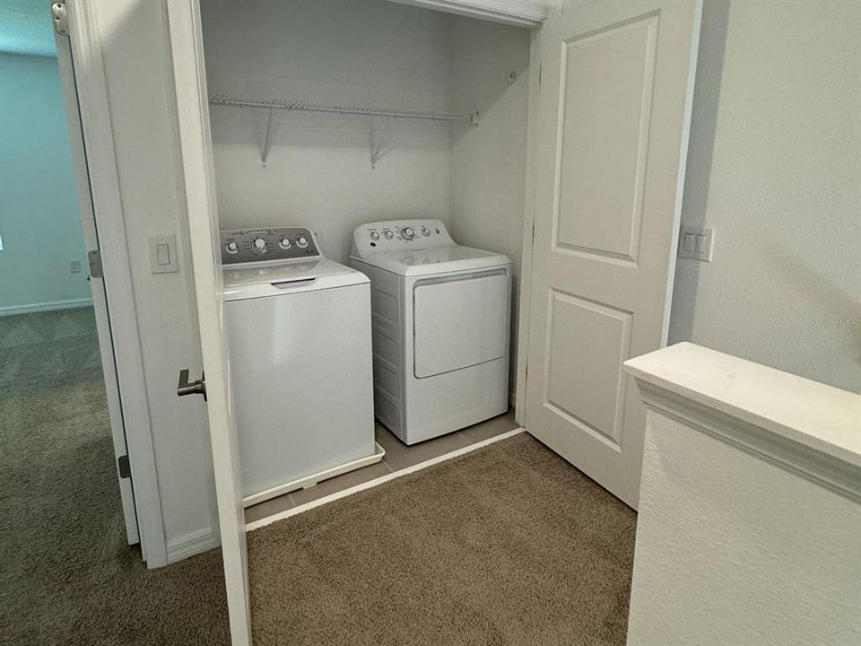 For Rent: $2,300 (3 beds, 2 baths, 1.4 Square Feet)