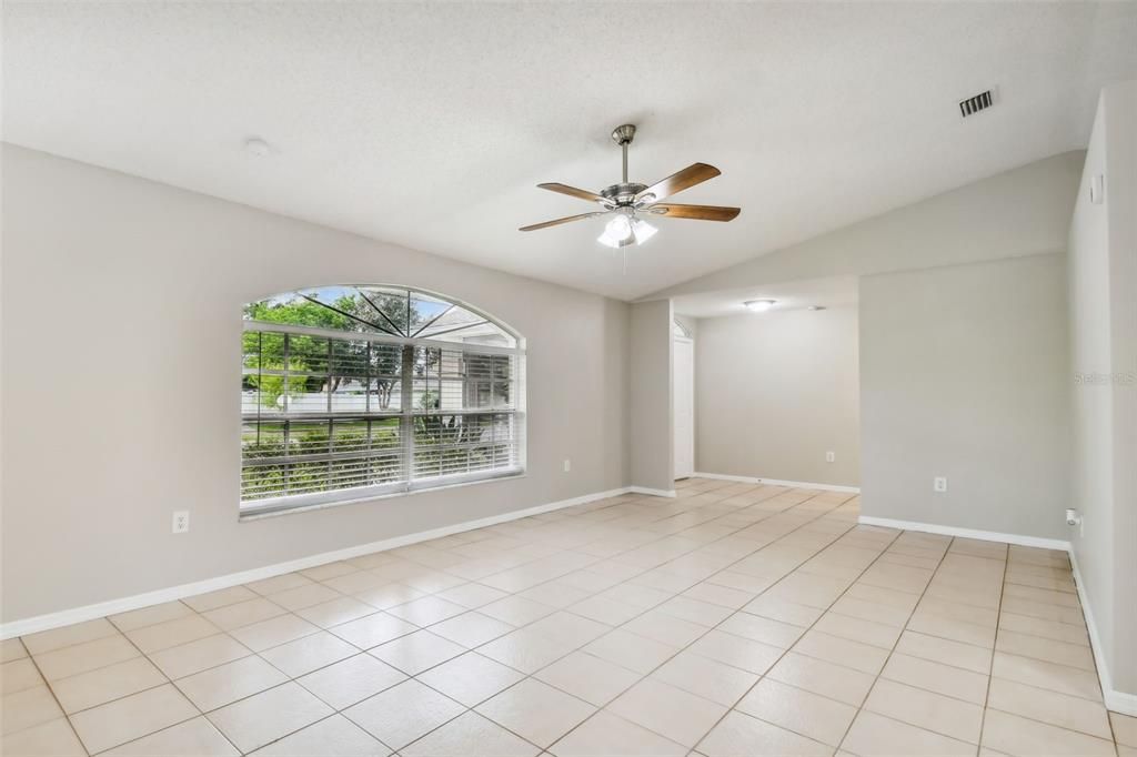 For Sale: $449,900 (3 beds, 2 baths, 1760 Square Feet)