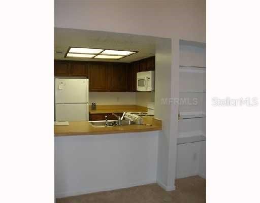 For Rent: $1,450 (1 beds, 1 baths, 975 Square Feet)