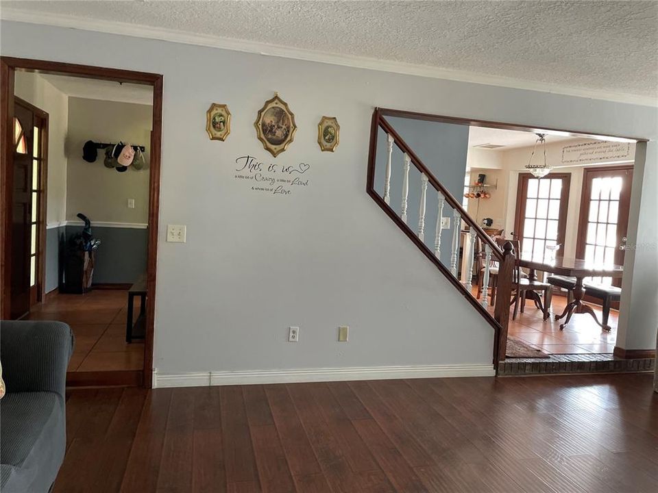 Entry door to foyer looking into the Livingroom