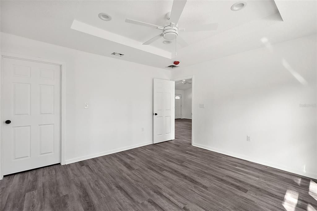 For Sale: $290,000 (3 beds, 2 baths, 1500 Square Feet)