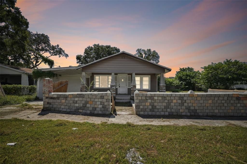 For Sale: $249,999 (3 beds, 1 baths, 1252 Square Feet)