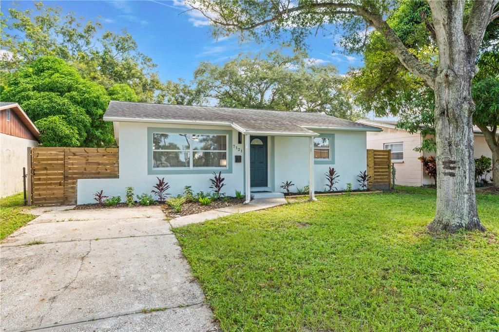 For Sale: $395,000 (3 beds, 2 baths, 1343 Square Feet)