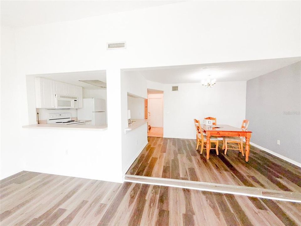 For Rent: $1,550 (2 beds, 2 baths, 1628 Square Feet)