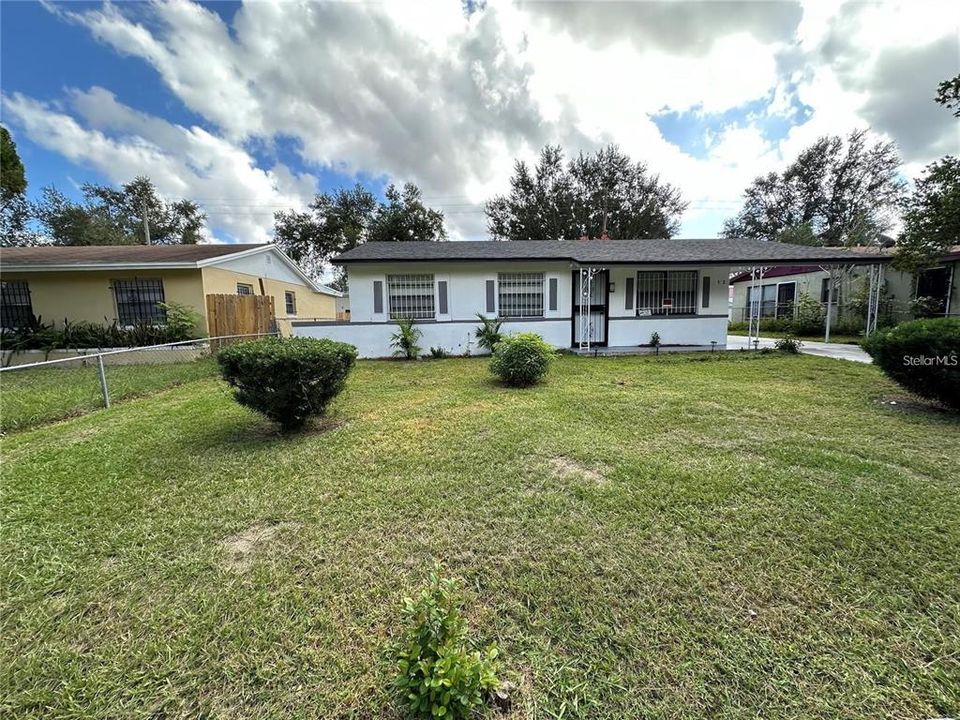 For Sale: $299,000 (4 beds, 2 baths, 1556 Square Feet)