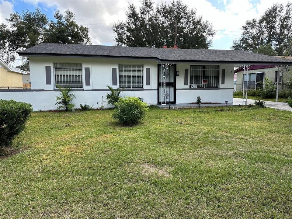 For Sale: $299,000 (4 beds, 2 baths, 1556 Square Feet)