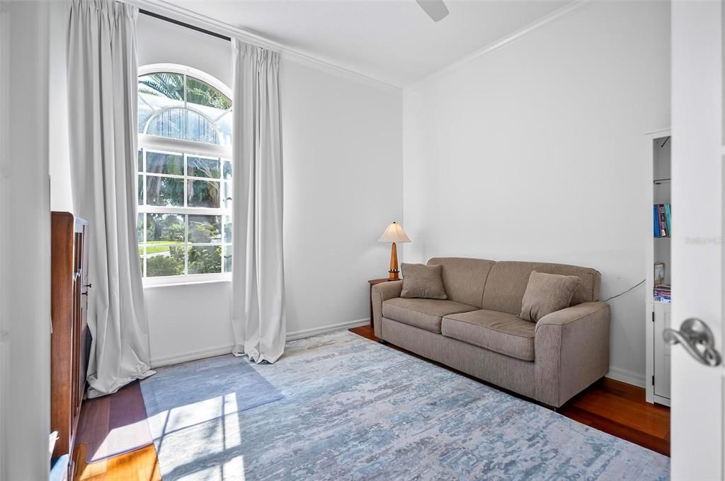 Flex room/office w french doors and closet