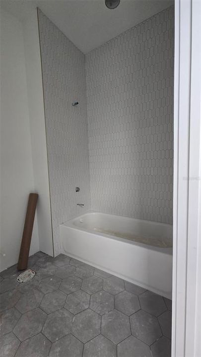 Active With Contract: $2,599,000 (5 beds, 5 baths, 3780 Square Feet)