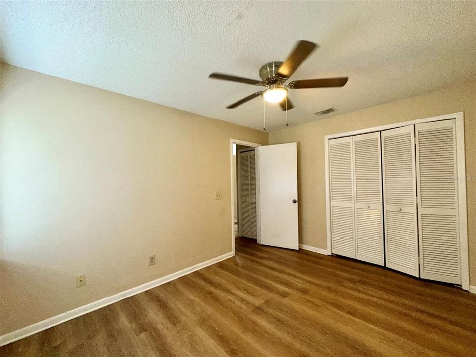 For Rent: $2,150 (3 beds, 2 baths, 1422 Square Feet)