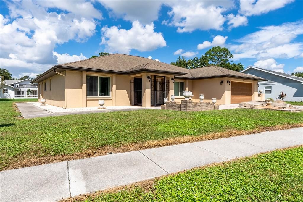 For Sale: $413,000 (3 beds, 2 baths, 2132 Square Feet)