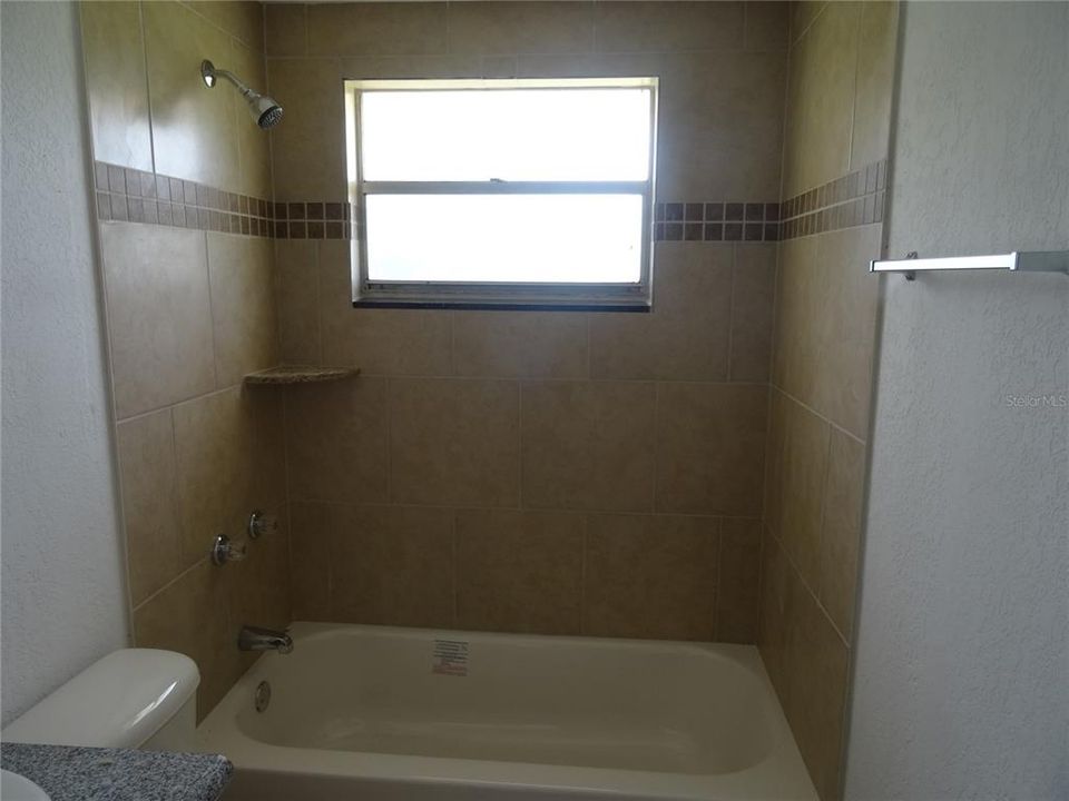 For Rent: $1,595 (2 beds, 1 baths, 798 Square Feet)