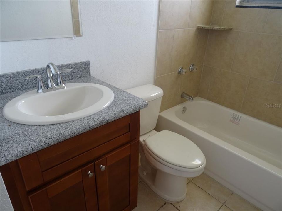 For Rent: $1,595 (2 beds, 1 baths, 798 Square Feet)