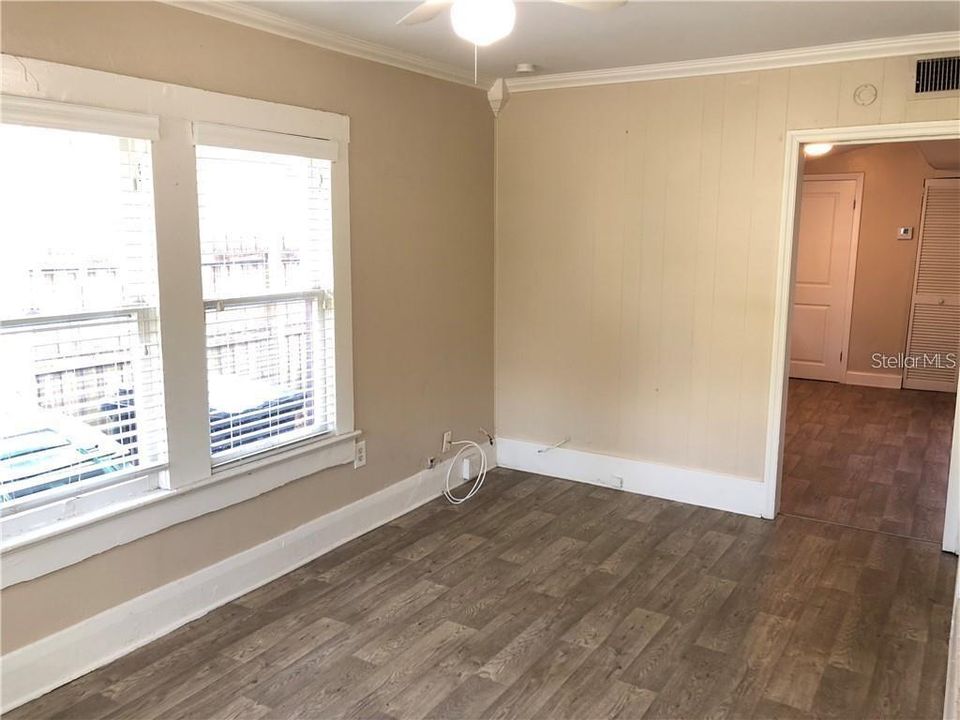 For Rent: $1,400 (1 beds, 1 baths, 750 Square Feet)