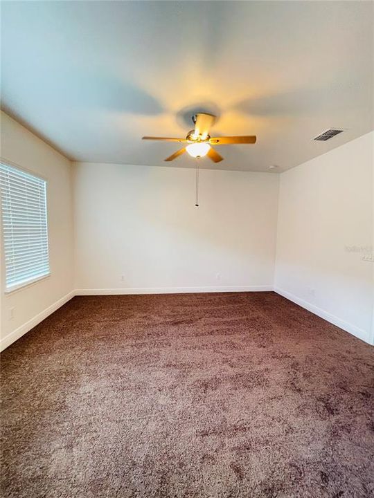 For Rent: $3,095 (3 beds, 3 baths, 1705 Square Feet)