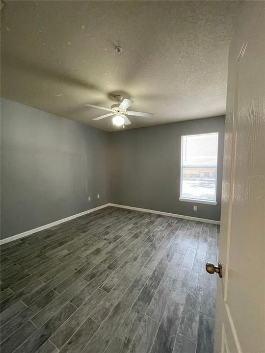 For Rent: $2,000 (3 beds, 2 baths, 1369 Square Feet)