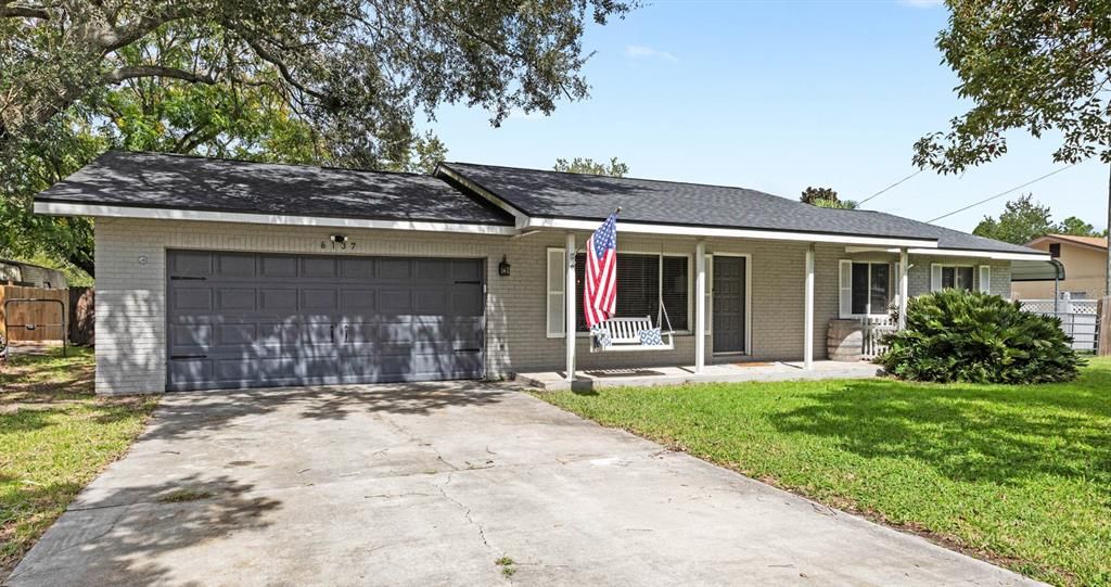 For Sale: $499,000 (3 beds, 2 baths, 1628 Square Feet)