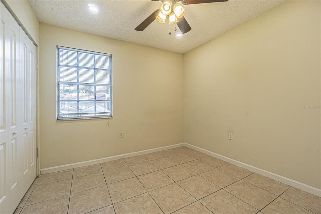 For Rent: $1,995 (3 beds, 2 baths, 1600 Square Feet)