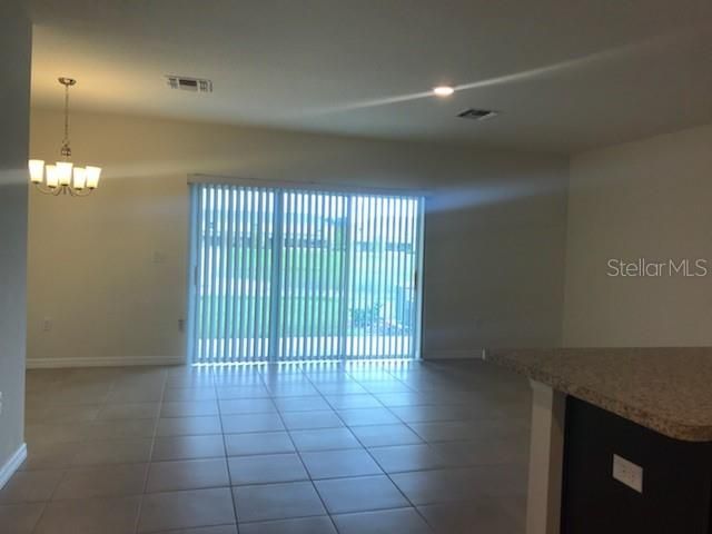 For Rent: $1,995 (3 beds, 2 baths, 1507 Square Feet)