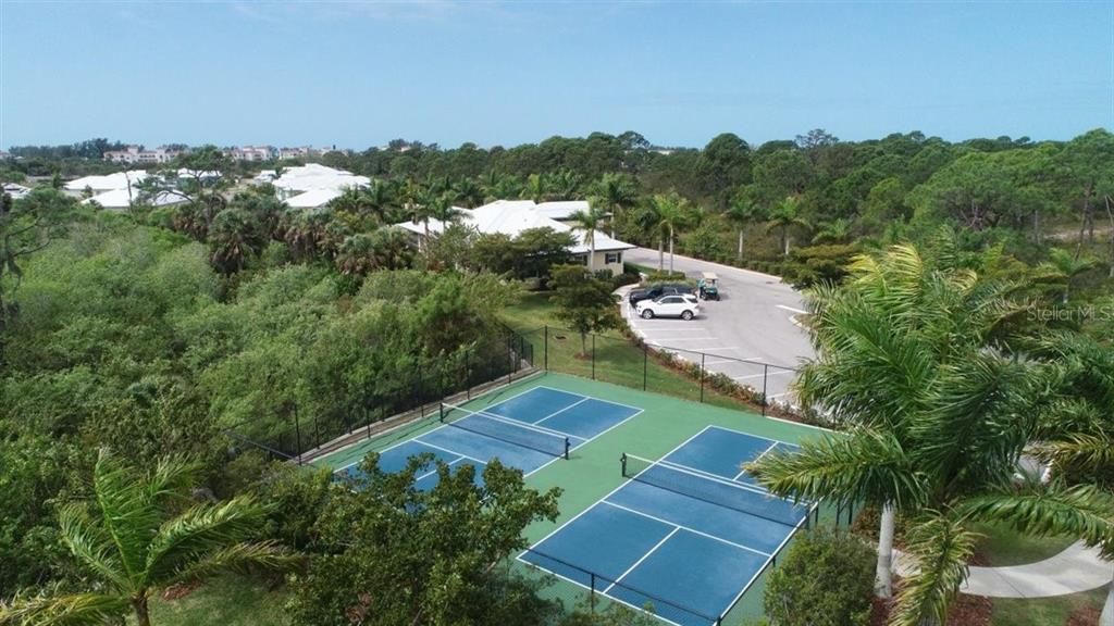 Tennis and pickleball courts!