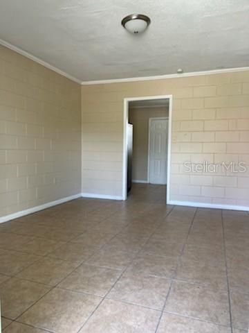 For Rent: $1,100 (2 beds, 1 baths, 612 Square Feet)