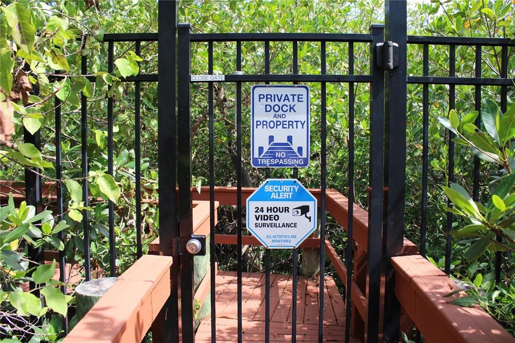 Deeded boat lift