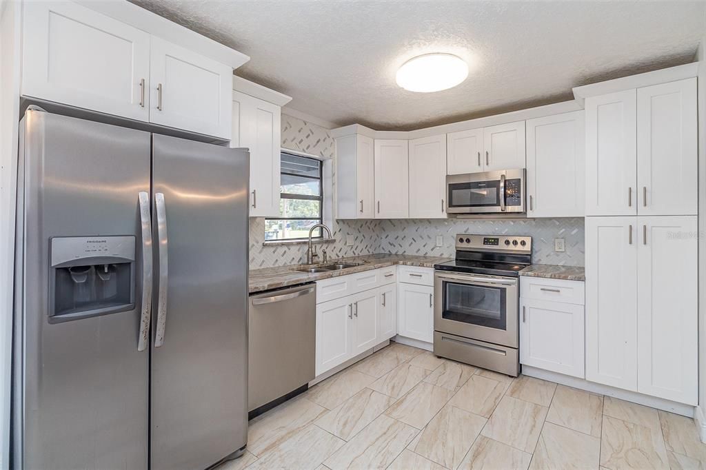 For Sale: $294,900 (3 beds, 2 baths, 1358 Square Feet)