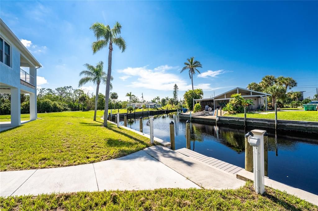 For Sale: $784,999 (3 beds, 2 baths, 1560 Square Feet)