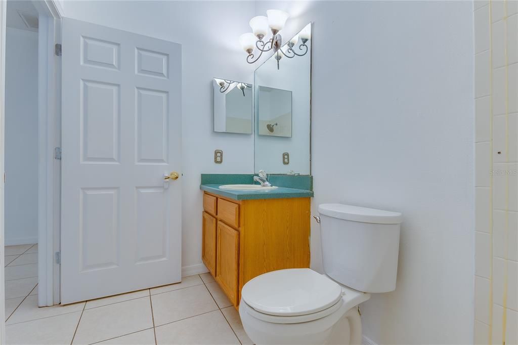 For Sale: $315,000 (3 beds, 2 baths, 1348 Square Feet)